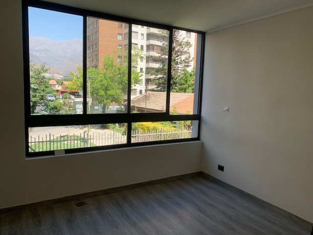 Arriendo depto. 2 dormitorios/2 baños Las Condes MP063