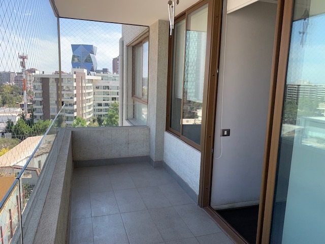 Arriendo depto. 2 dormitorios Metro Hernando de Magallanes MP107