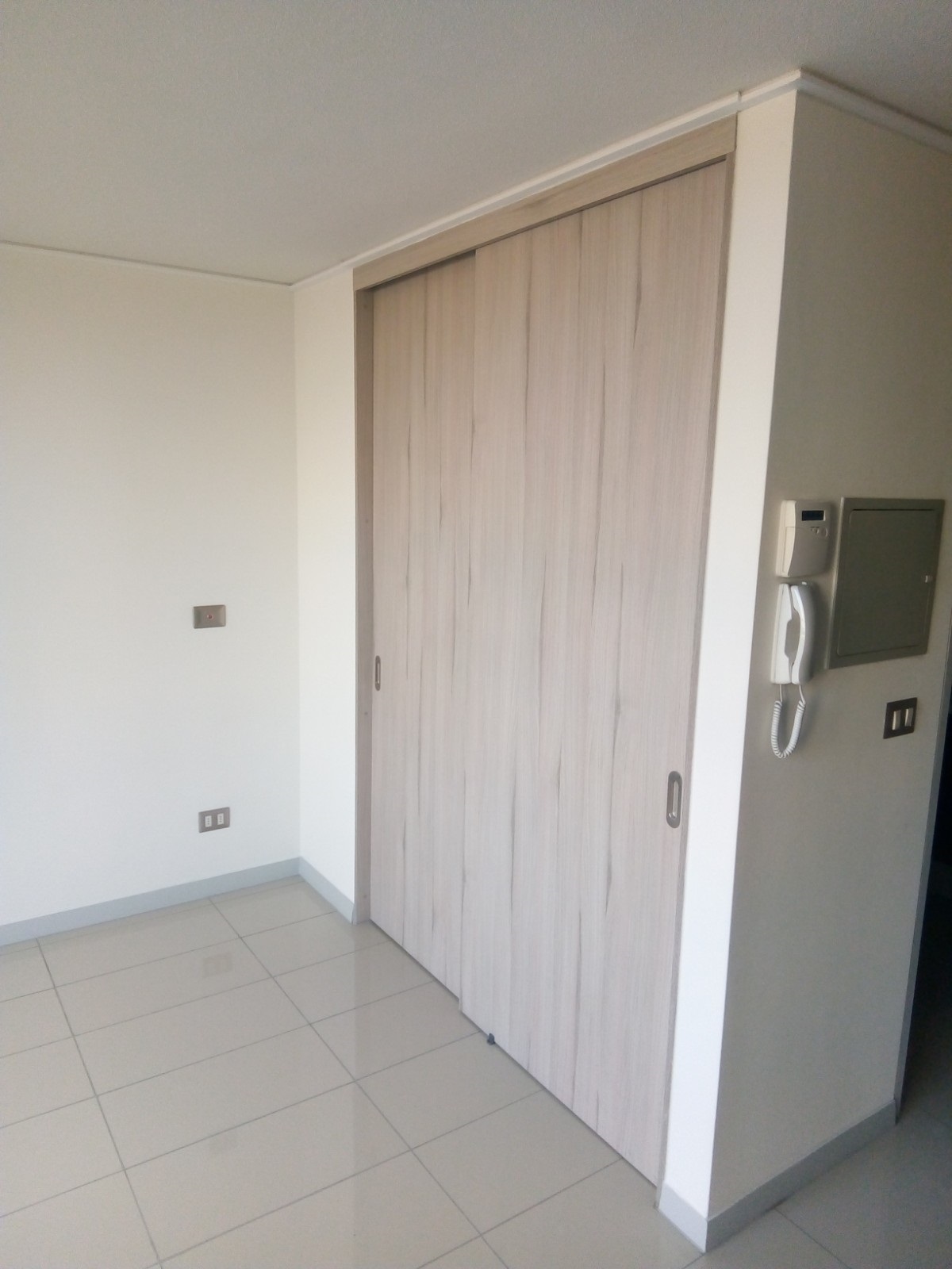 Arriendo depto. 1 dormitorio Metro Ecuador/ MP111